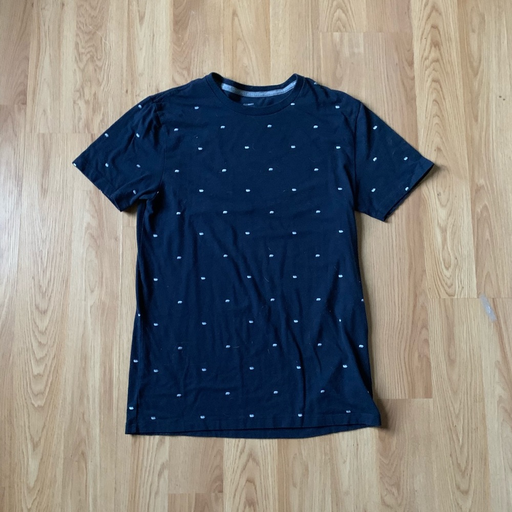 Old navy t-shirt